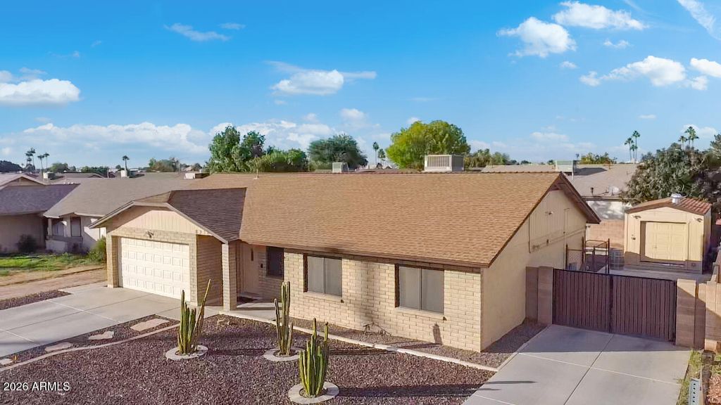 Photo of 8316 W Sweetwater Avenue, Peoria, AZ 85381 (MLS # 6970125)