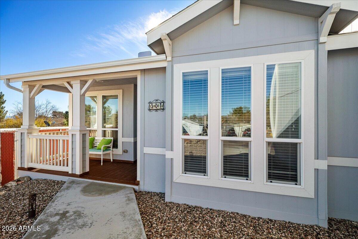 301 E COTTONWOOD Drive