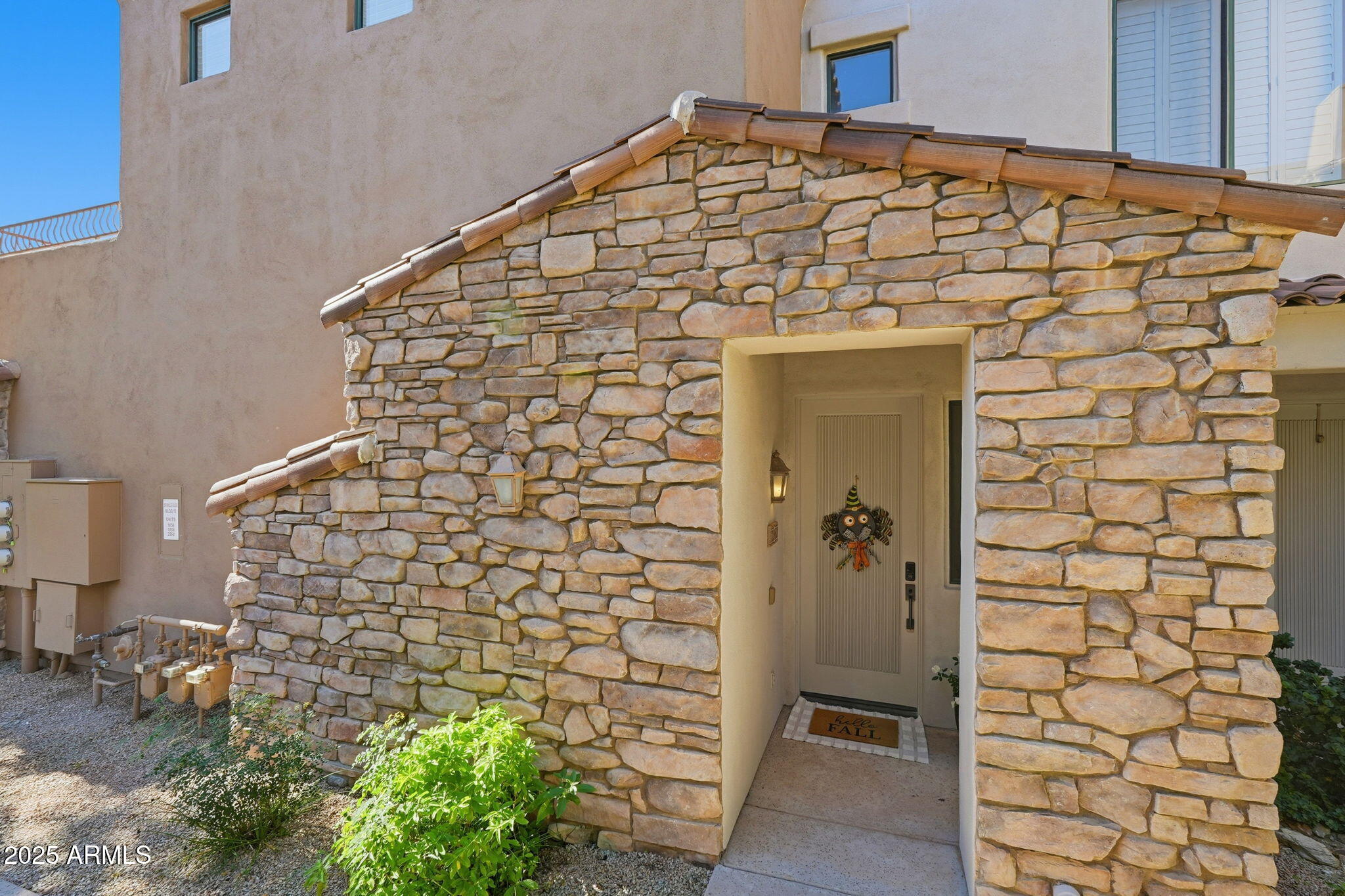 19550 N GRAYHAWK Drive 2060