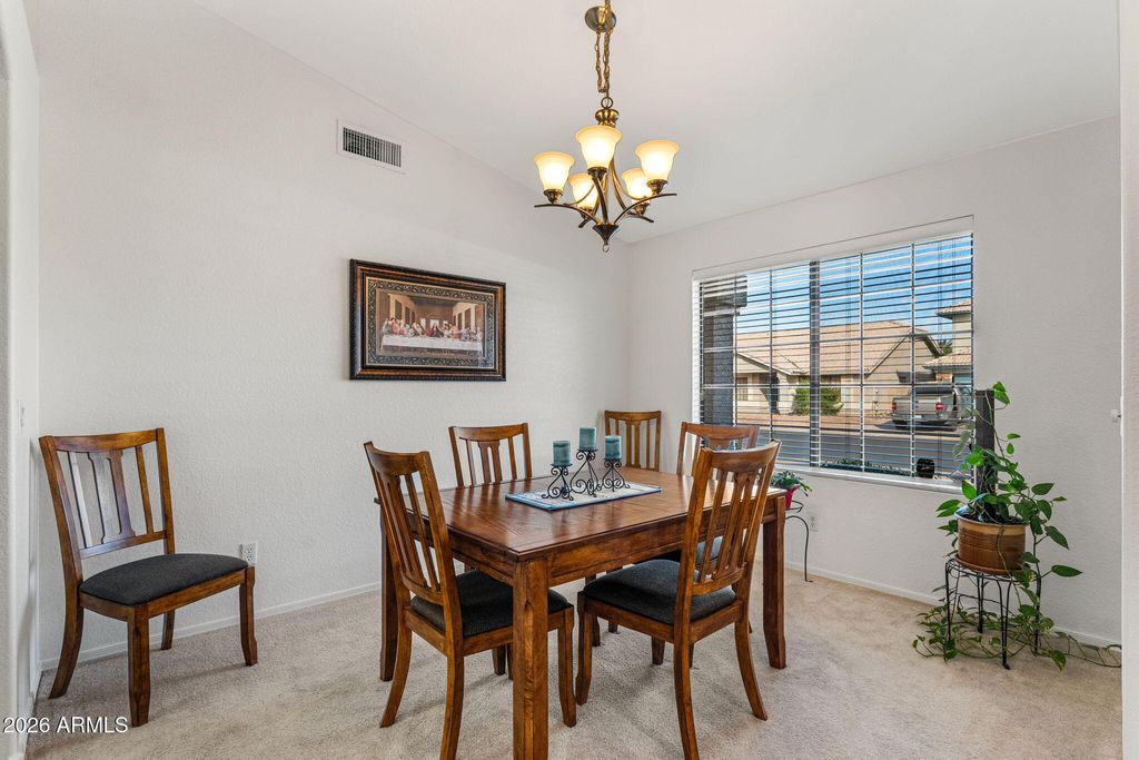 Photo of 513 W Silver Creek Road, Gilbert, AZ 85233 (MLS # 6976948)