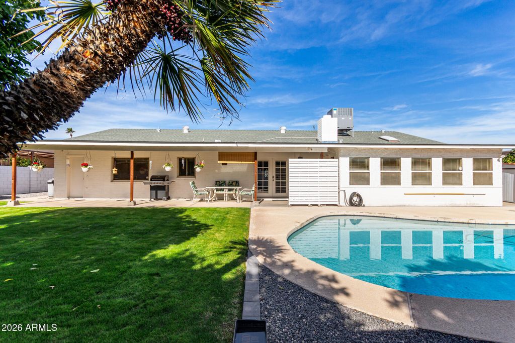 Photo of 3033 E Marilyn Road, Phoenix, AZ 85032 (MLS # 6975336)