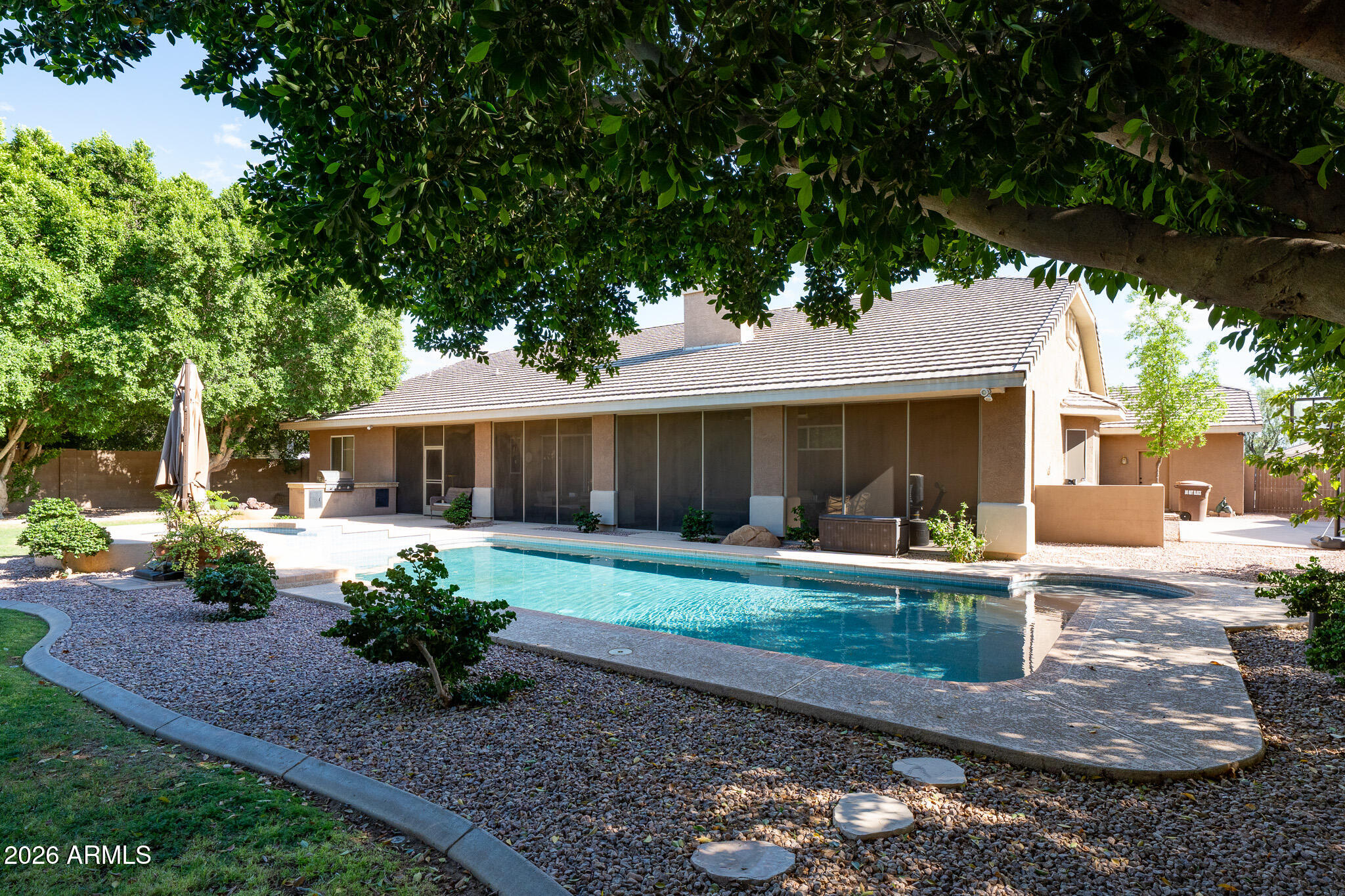 CALLE LEJOS ESTATES - Residential