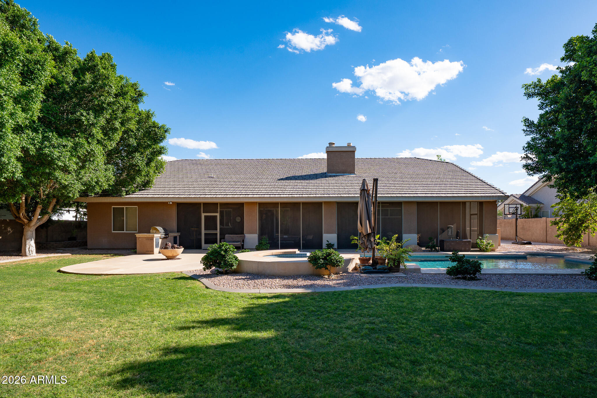 CALLE LEJOS ESTATES - Residential