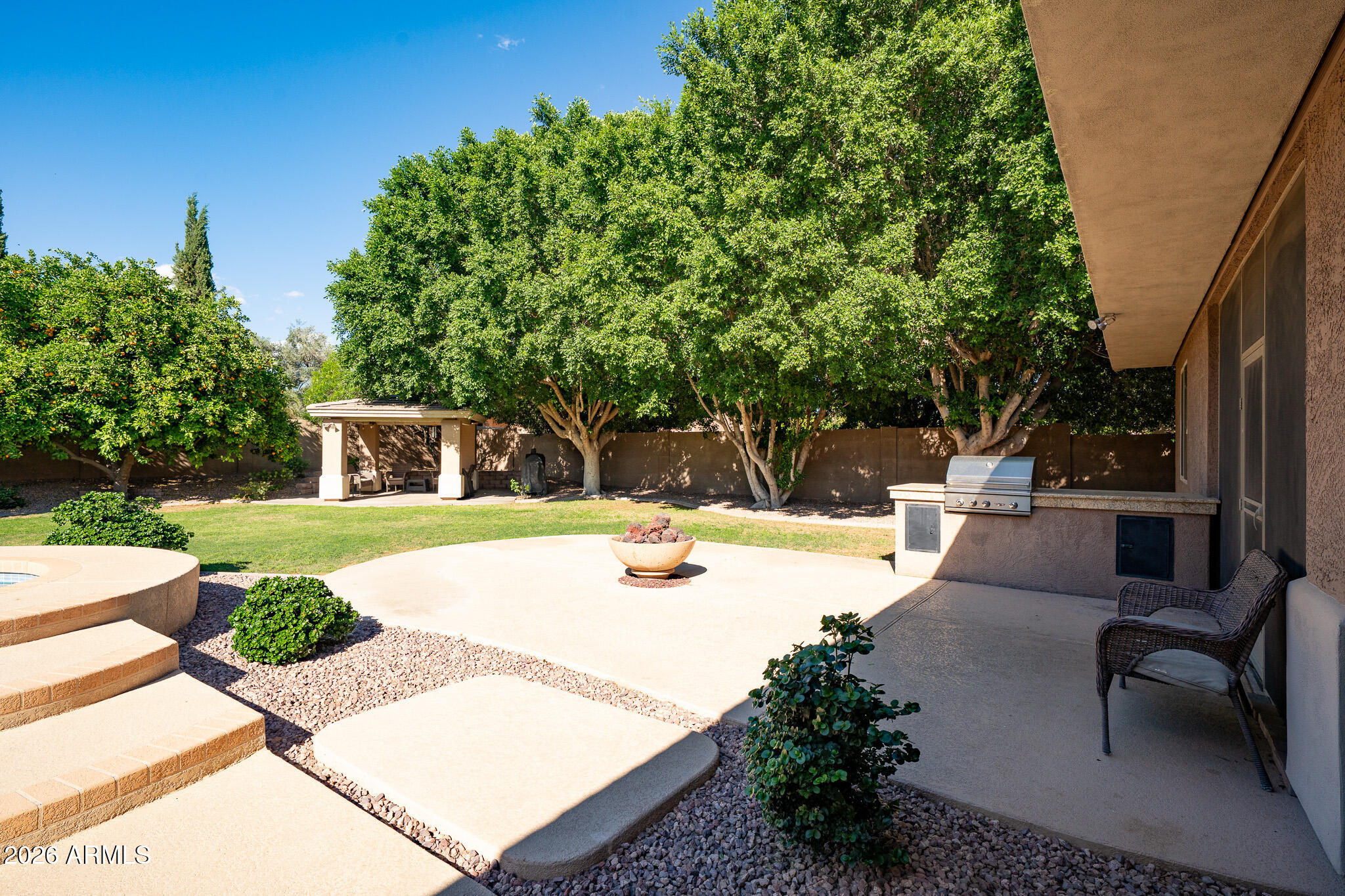 CALLE LEJOS ESTATES - Residential