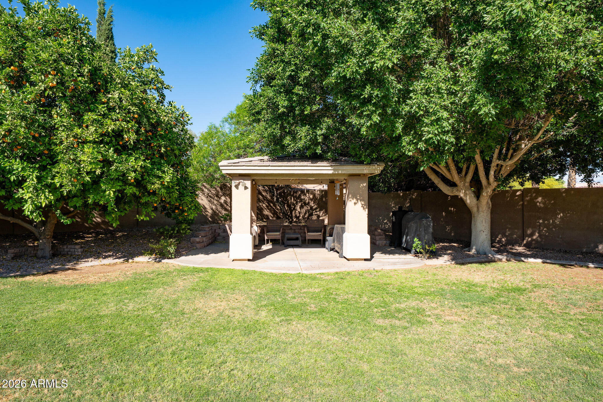 CALLE LEJOS ESTATES - Residential