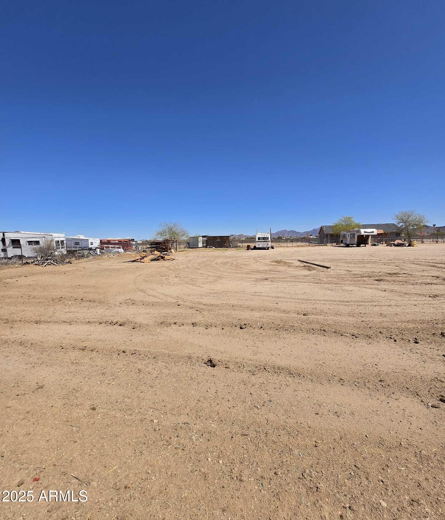 20512 W Teepee Road 1