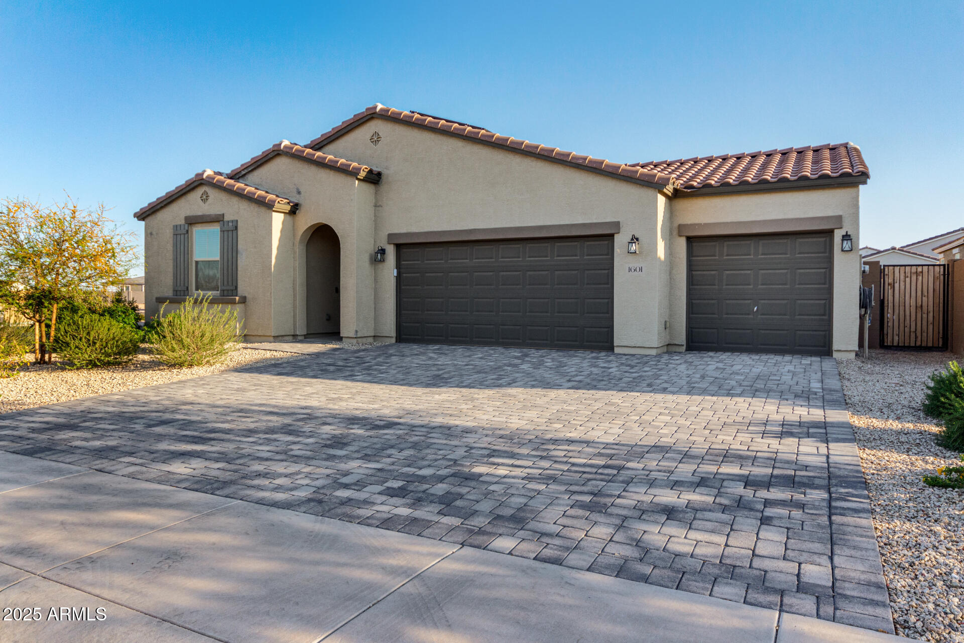 1601 W Bartolo Drive