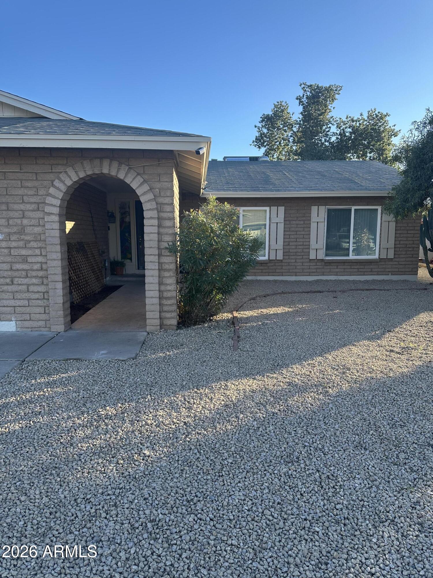 3517 W WILLOW Avenue