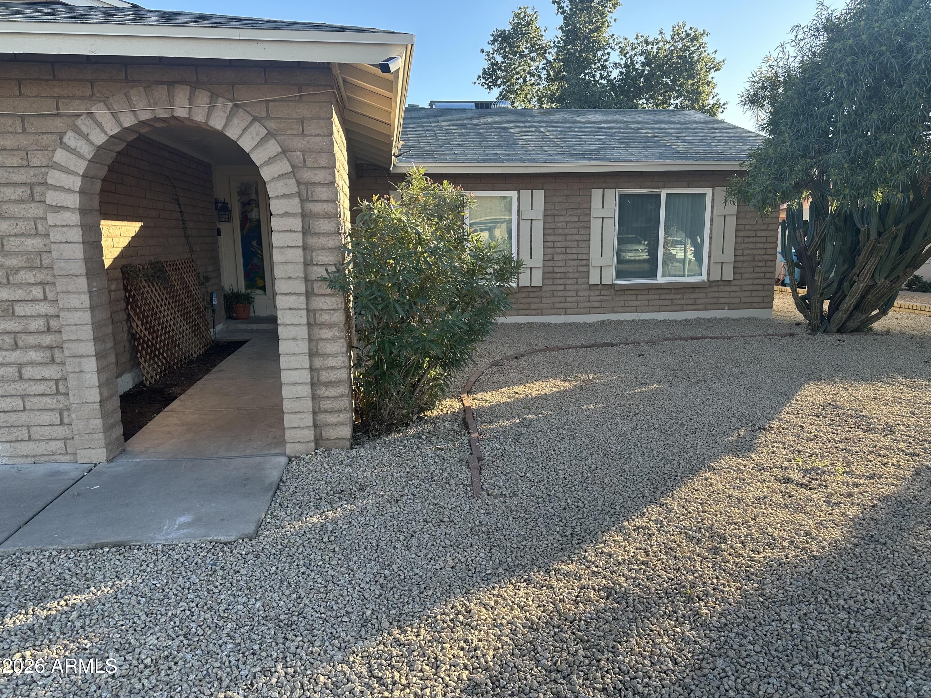 3517 W WILLOW Avenue