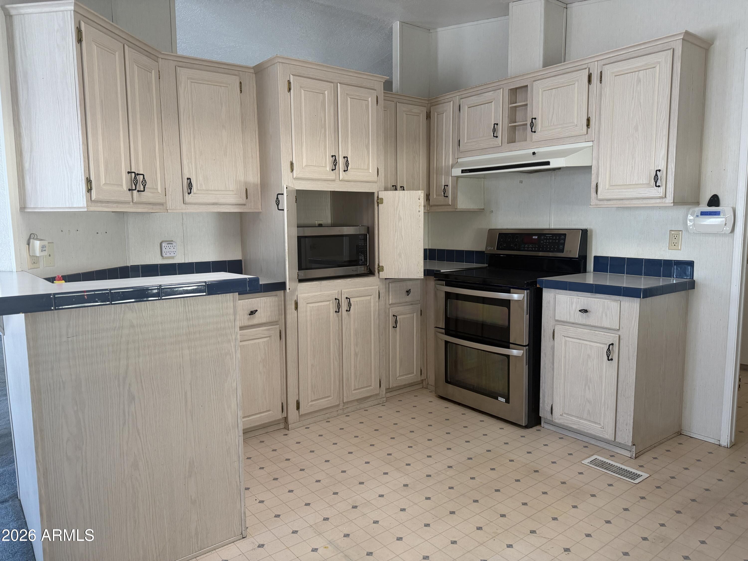 2208 W Baseline Avenue 102