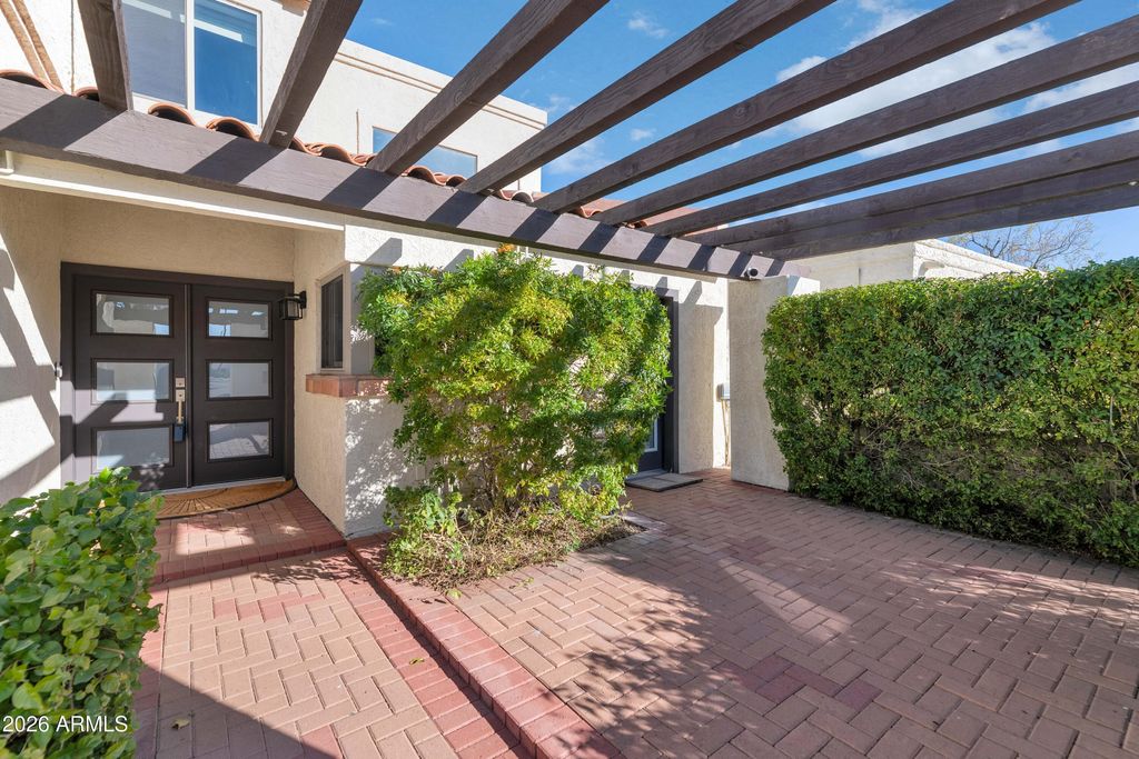 Photo of 8462 E San Bernardo Drive, Scottsdale, AZ 85258 (MLS # 6975529)