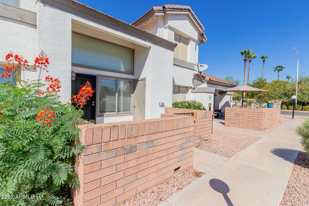 Photo of 2201 N Comanche Drive #1002, Chandler, AZ 85224 (MLS # 6927036)
