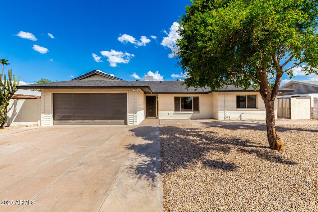 Photo of 4509 S Kenneth Place, Tempe, AZ 85282 (MLS # 6919728)