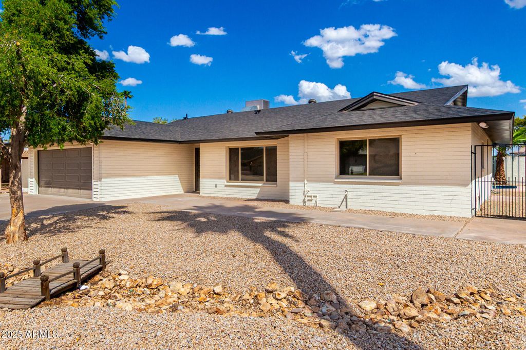 Photo of 4509 S Kenneth Place, Tempe, AZ 85282 (MLS # 6919728)