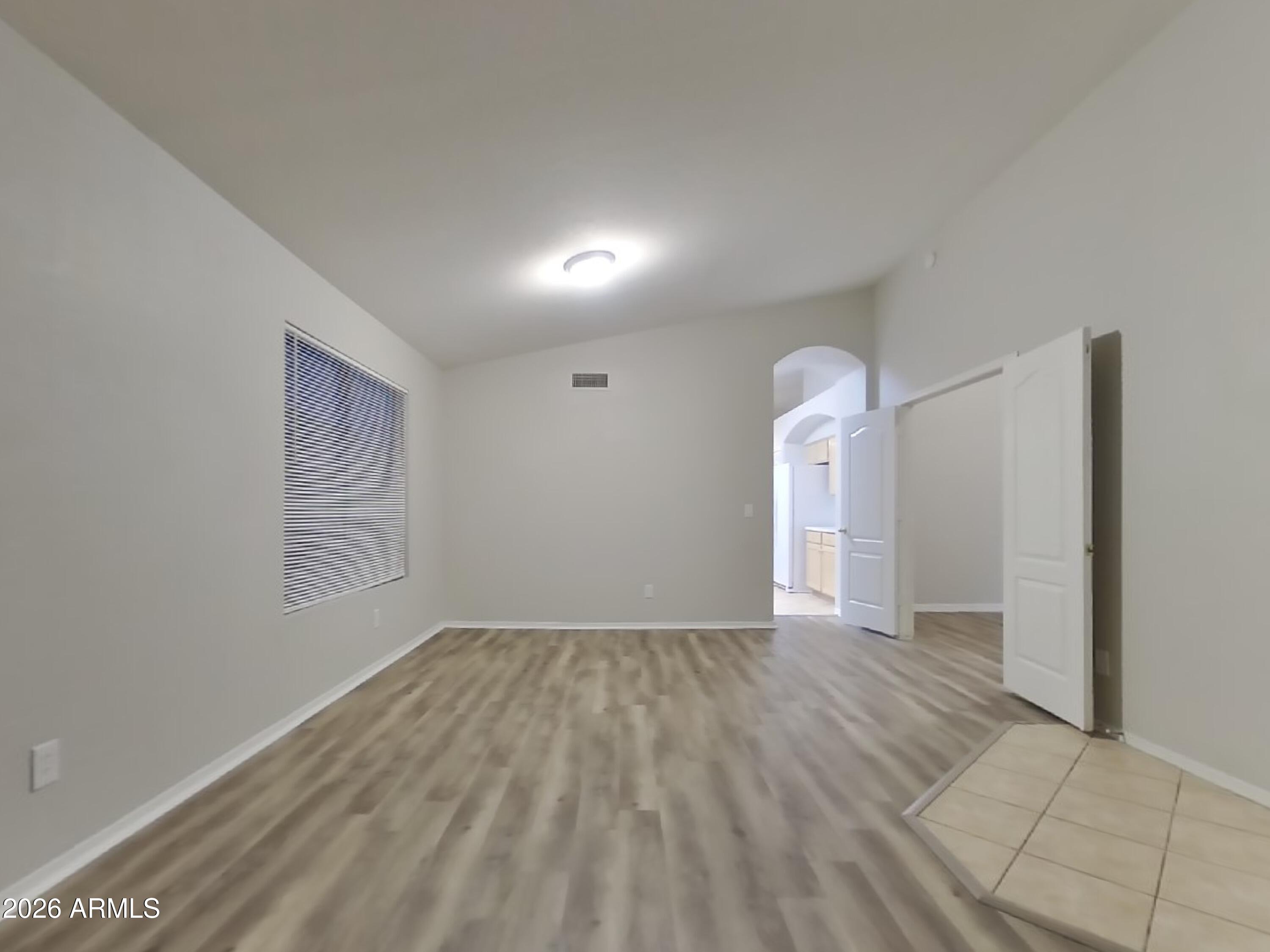 3021 S WOODRUFF Street