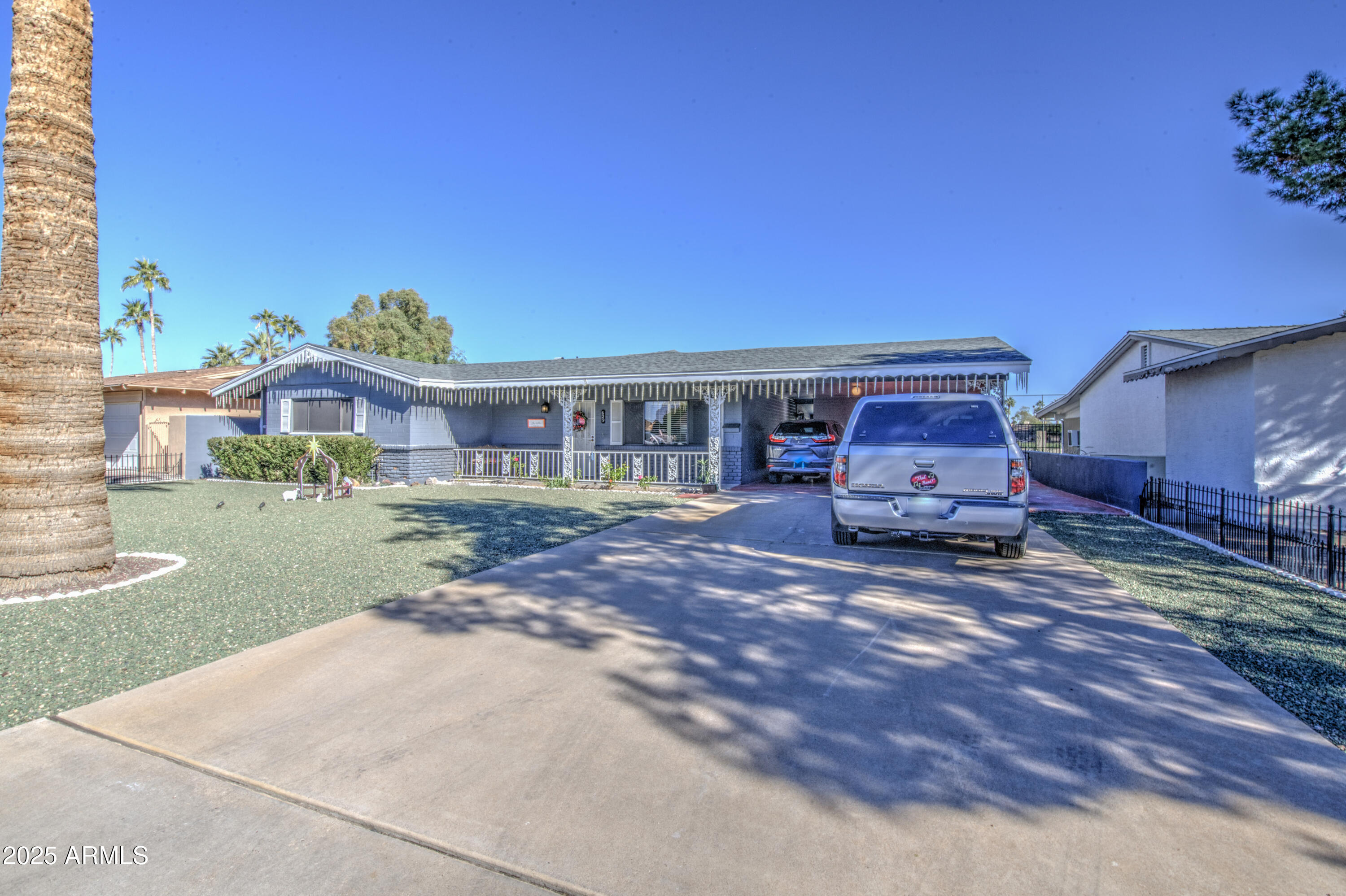 629 S EDGEWATER Drive