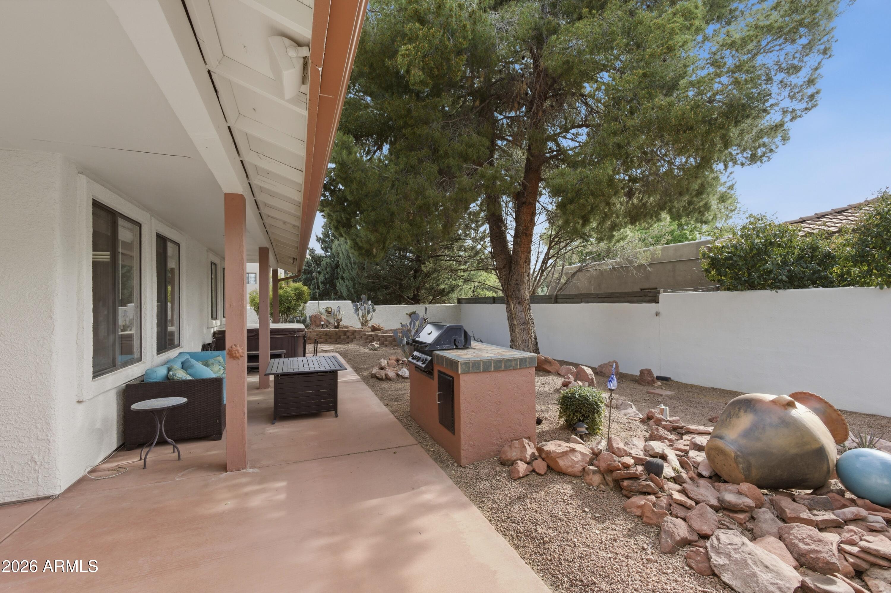 INDIAN CLIFFS - Residential