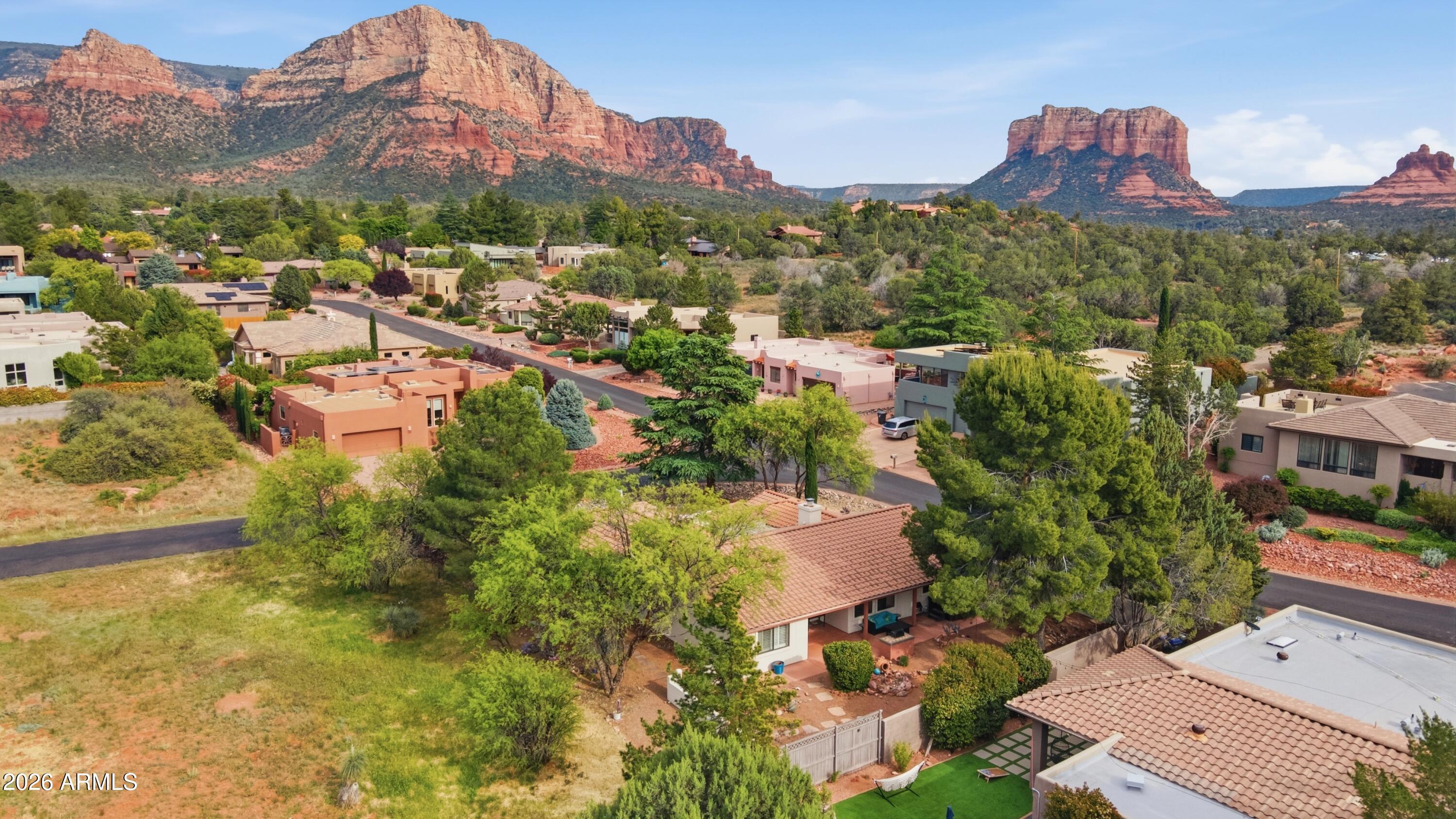 INDIAN CLIFFS - Residential