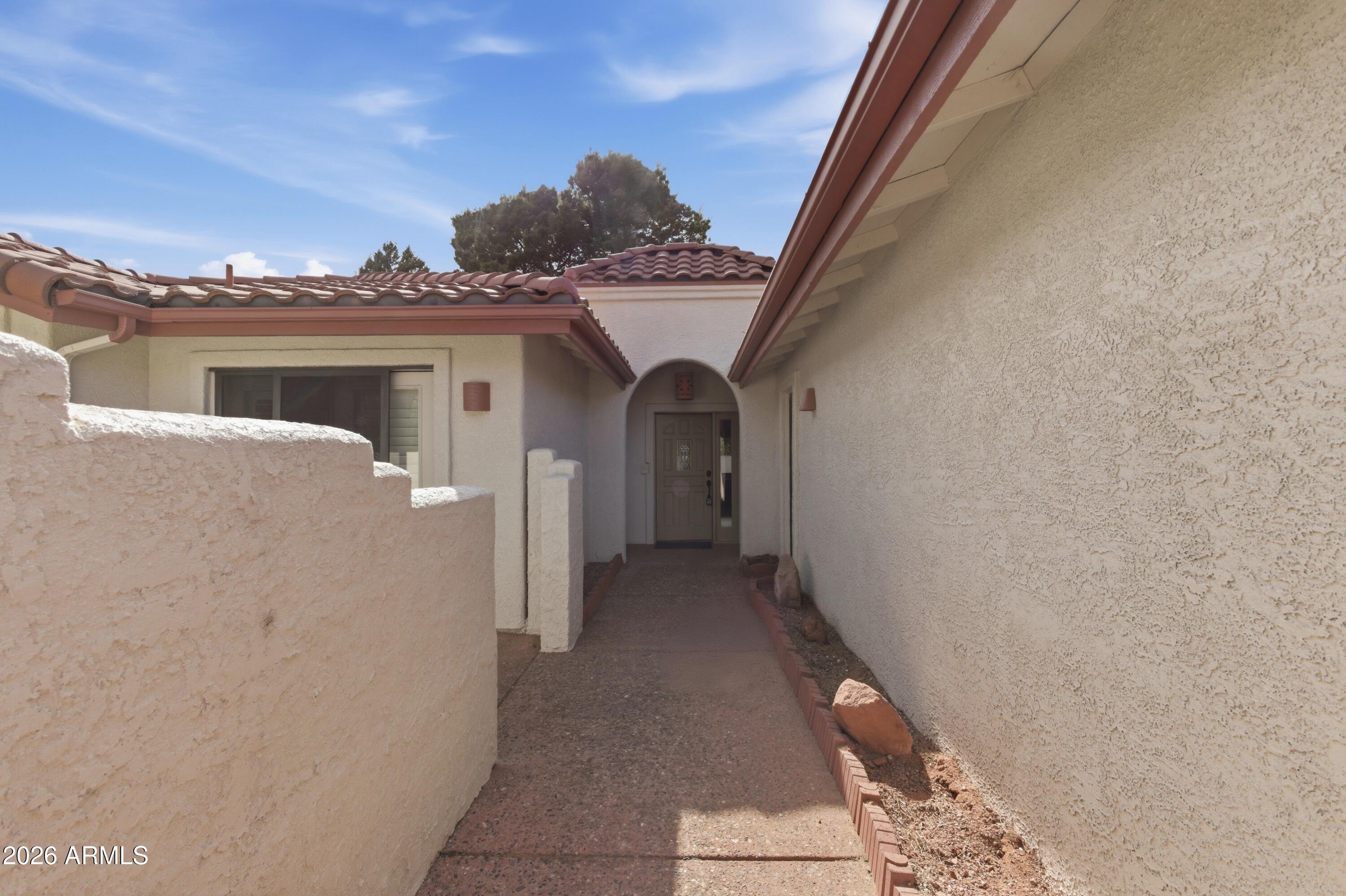 375 INDIAN CLIFFS Road