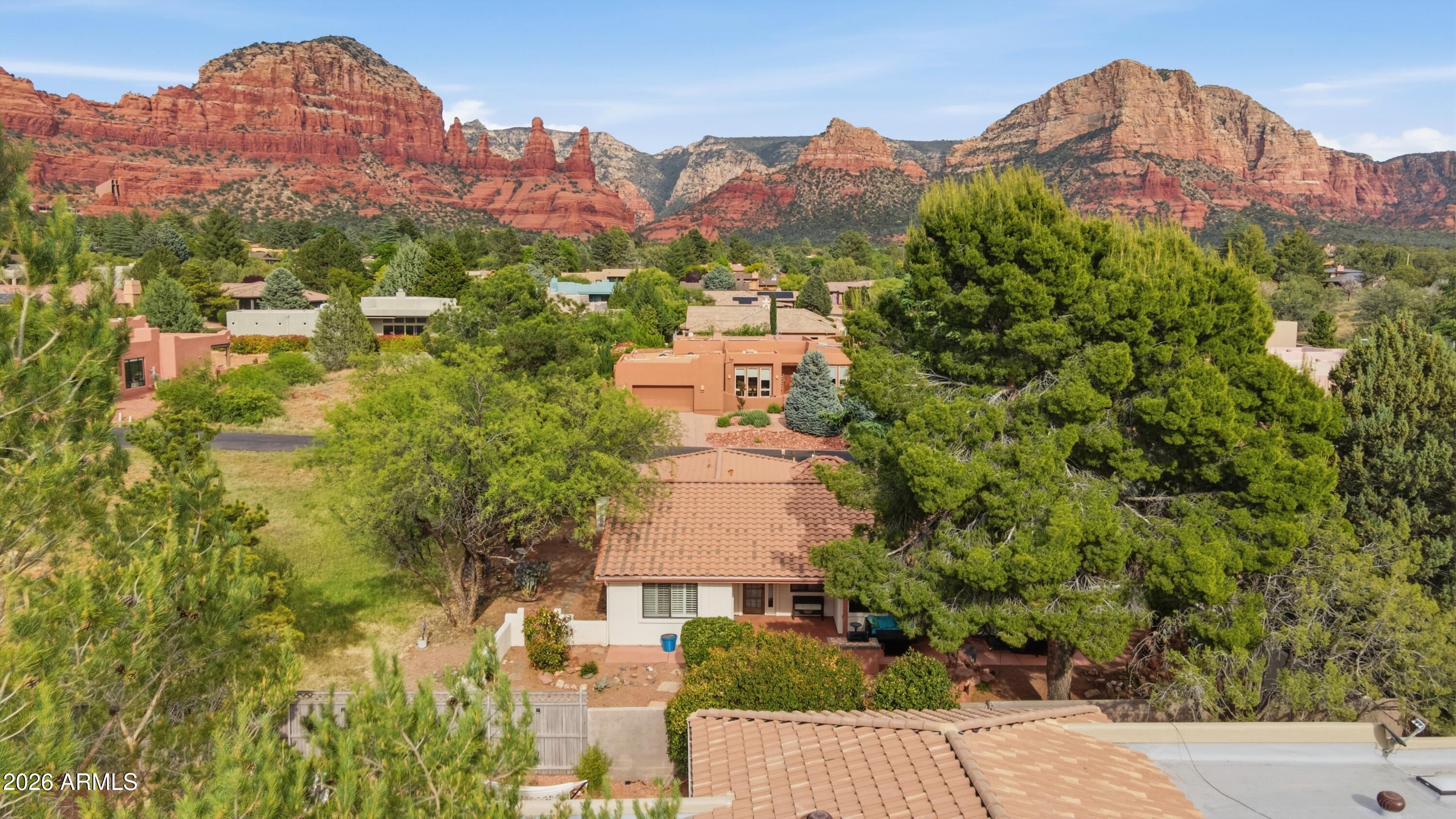 INDIAN CLIFFS - Residential