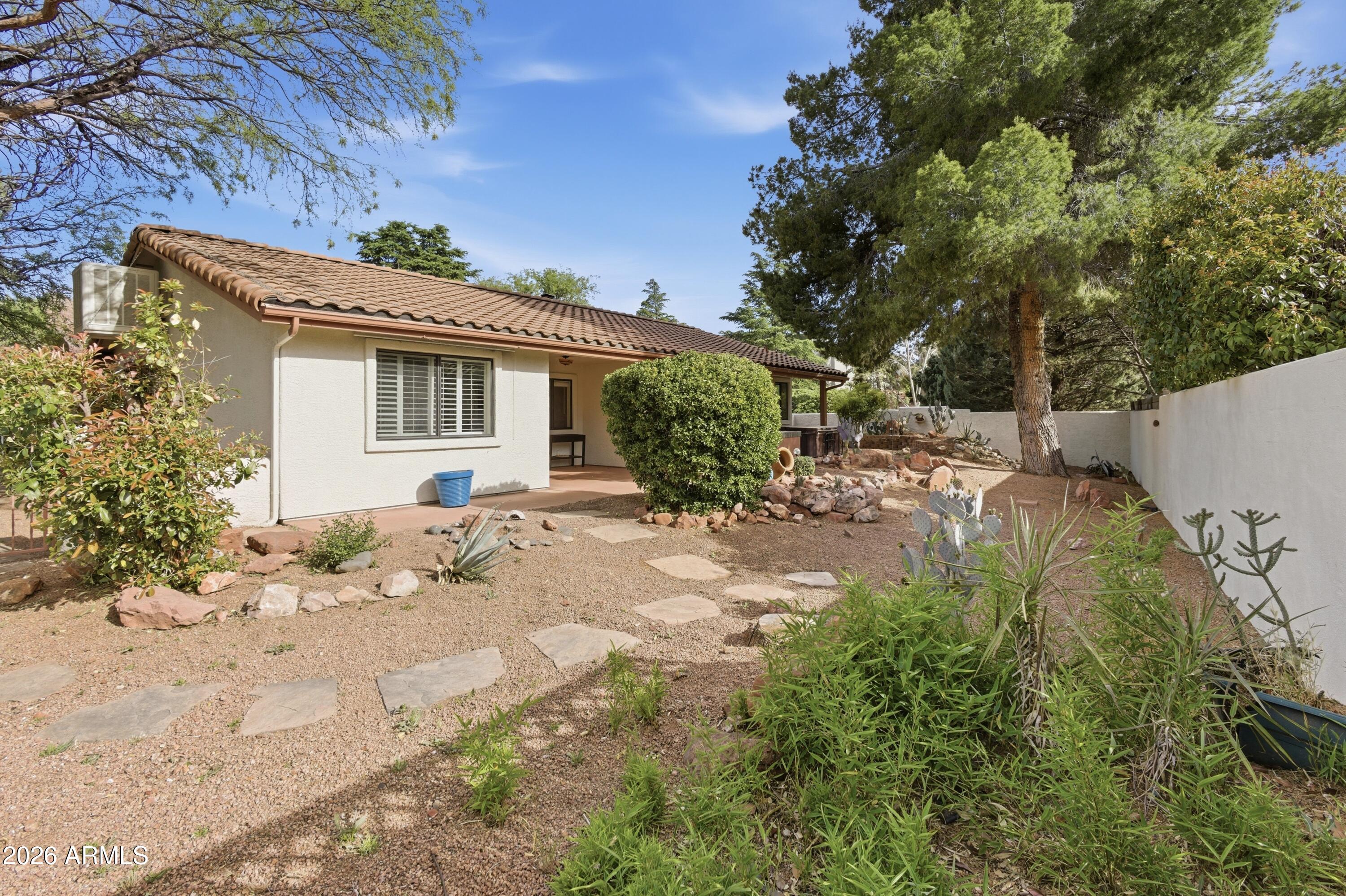 INDIAN CLIFFS - Residential