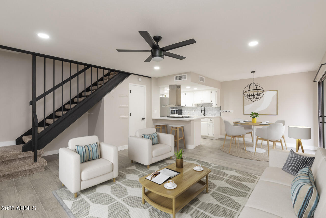 5002 E HAZEL Drive 2