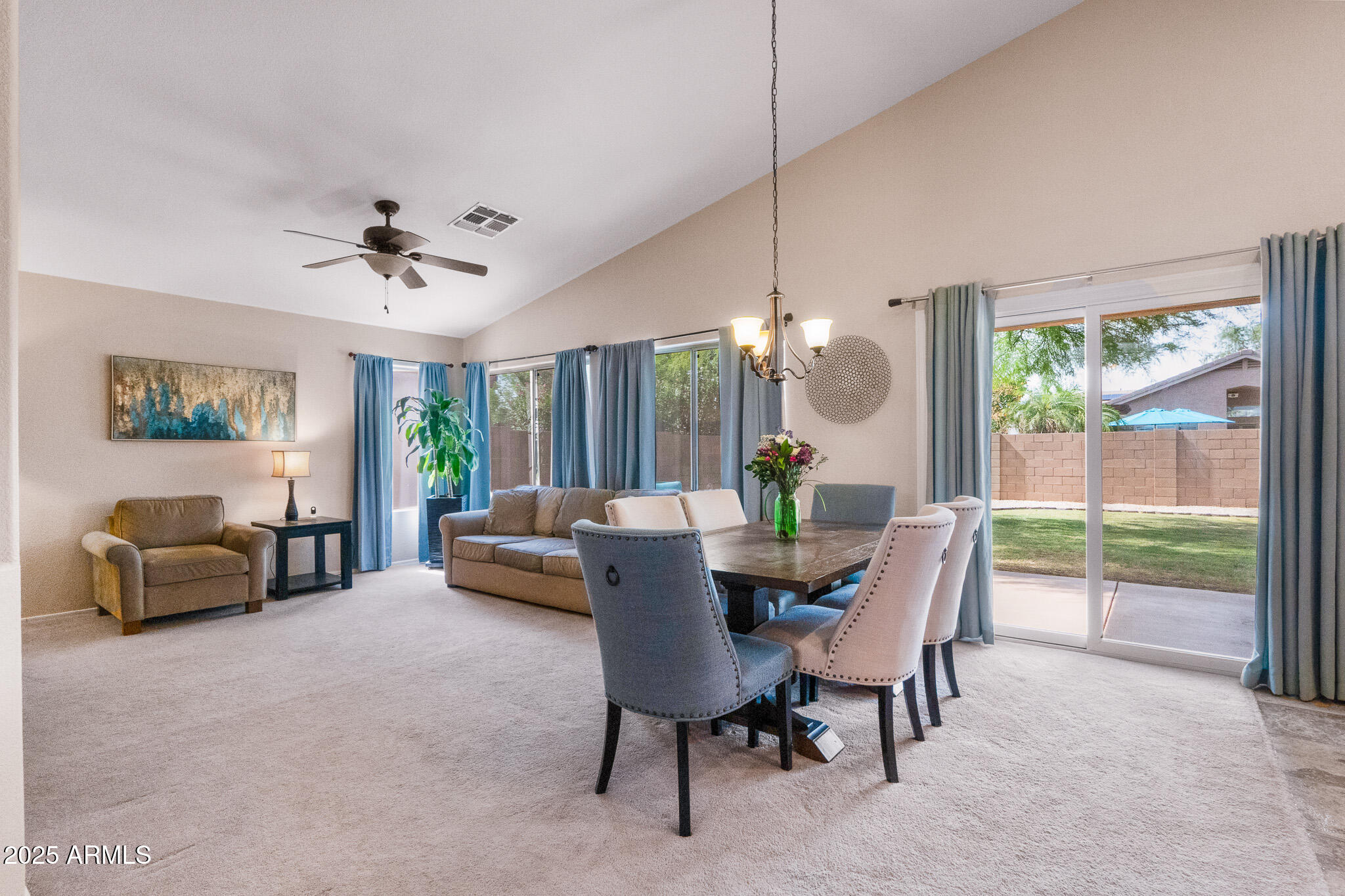 300 W CARDINAL Way