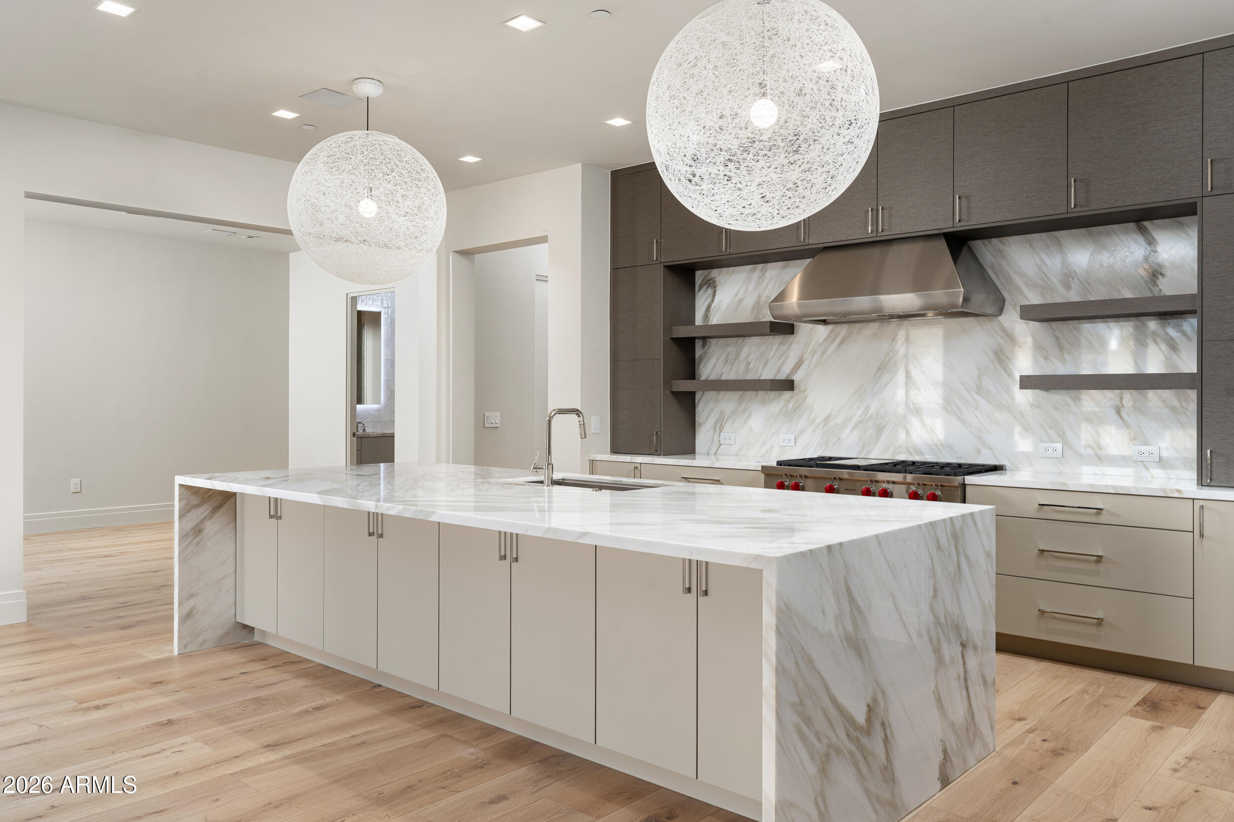 18720 N 101ST Street 3006