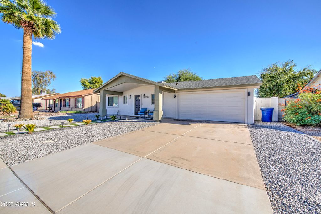Photo of 3513 W Carla Vista Drive, Chandler, AZ 85226 (MLS # 6927324)