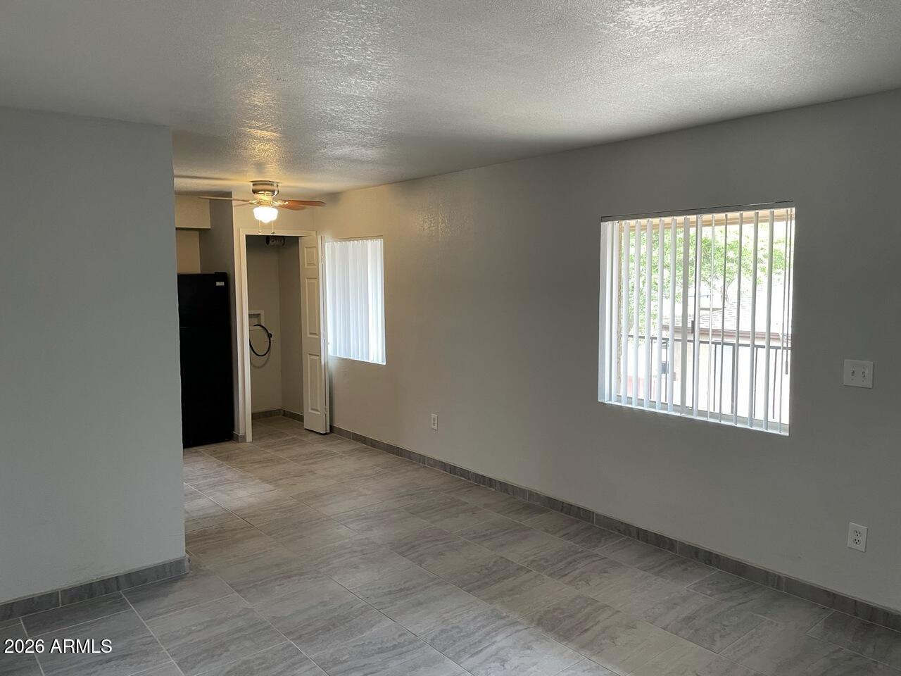 1222 E MOUNTAIN VIEW Road 208