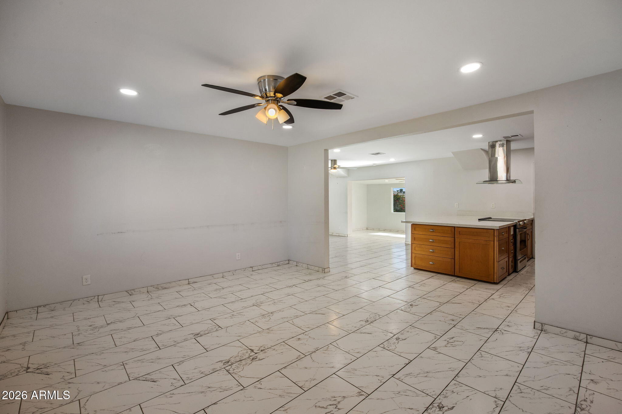 7403 E GARFIELD Street