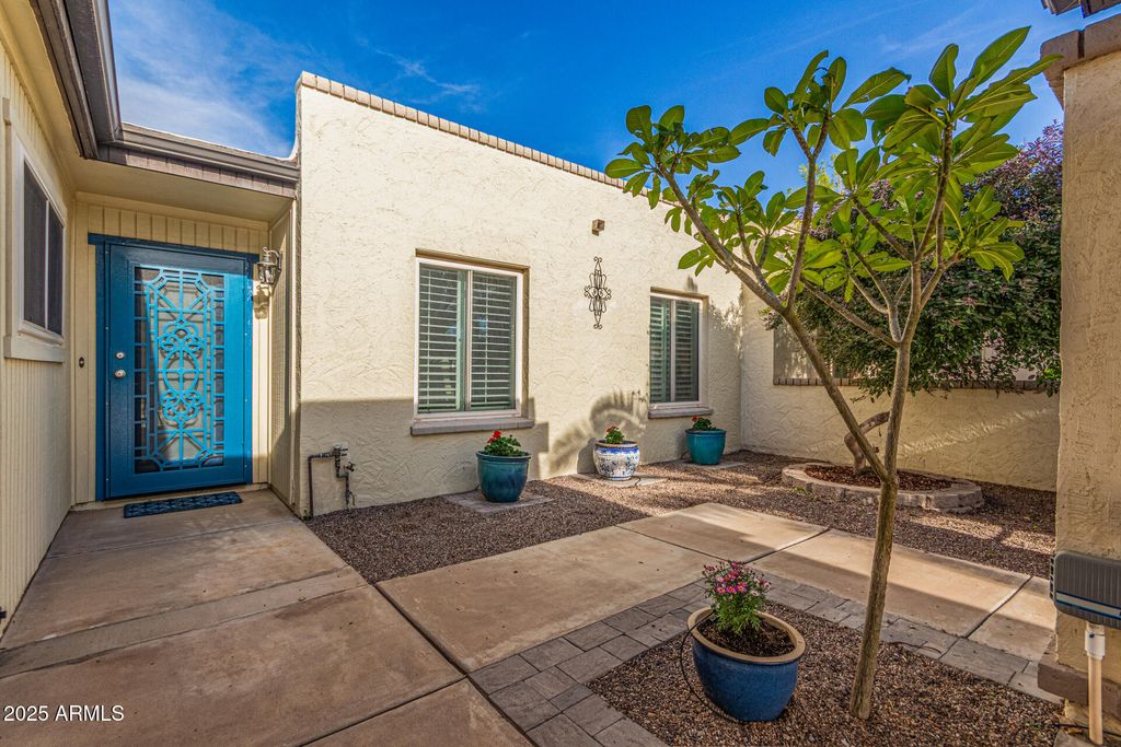 Photo of 1952 E Oxford Drive, Tempe, AZ 85283 (MLS # 6952236)