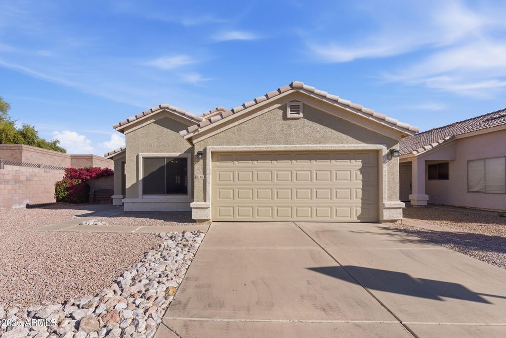 Photo of 3214 W Louise Drive, Phoenix, AZ 85027 (MLS # 7002078)