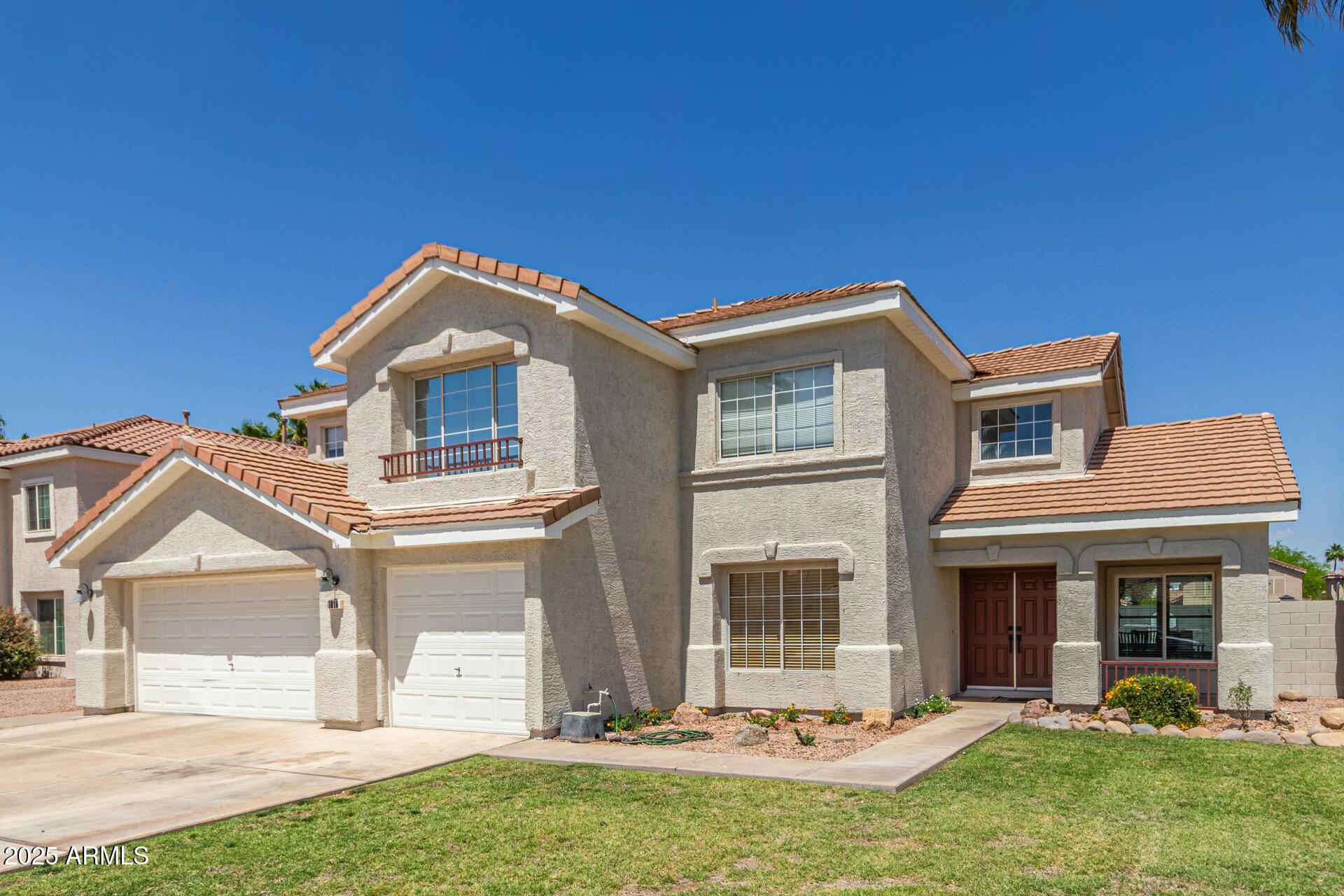 1016 W JUANITA Avenue