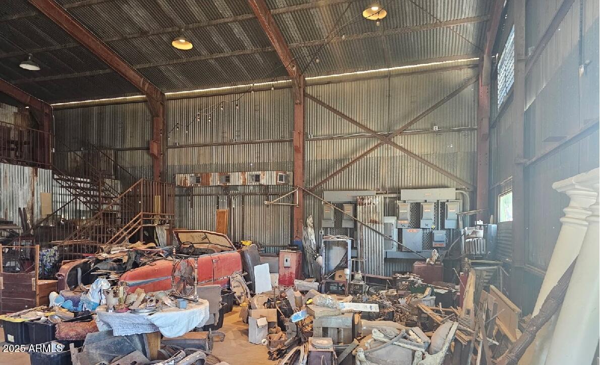 3499 E HIGHWAY 60 --