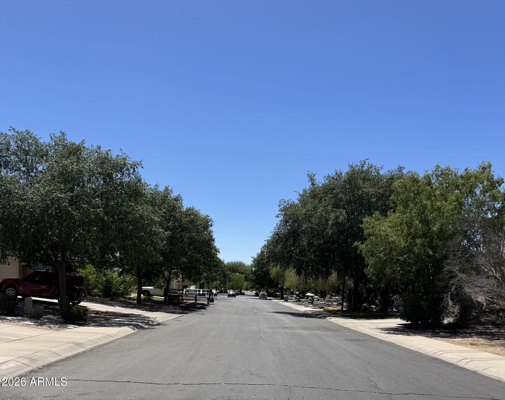 2584 E DEL RIO Court