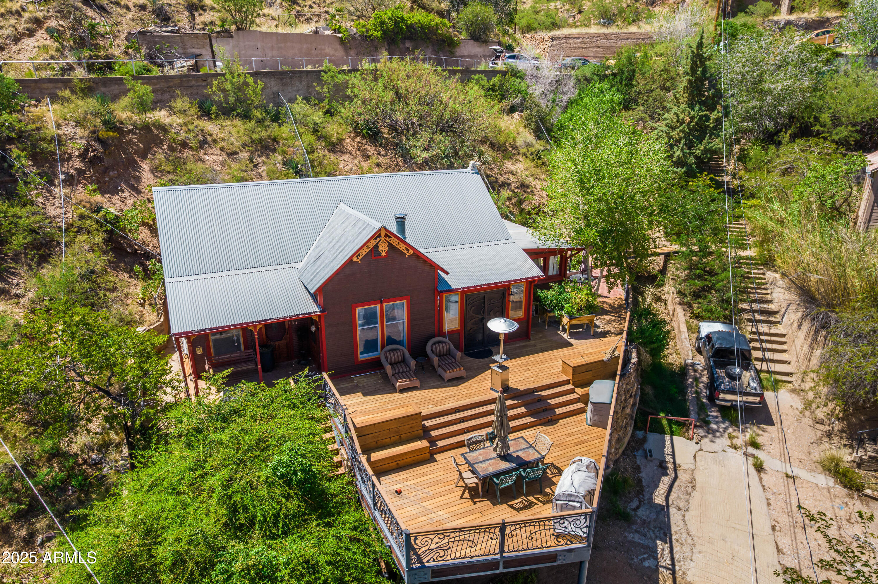 84 SHEARER Avenue