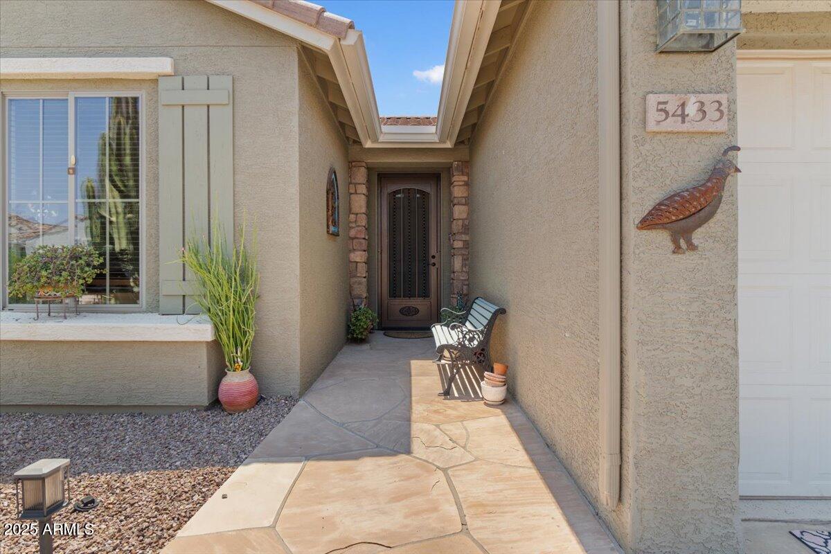 5433 W PUEBLO Drive