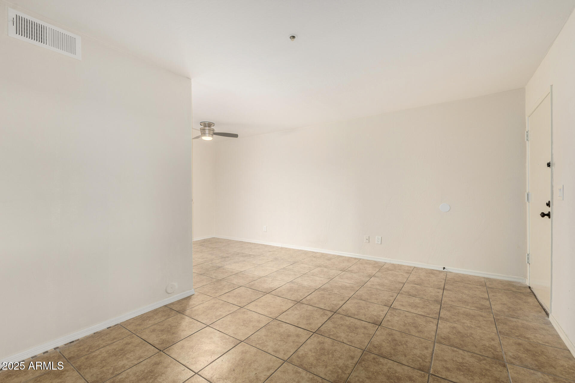 CLIFFS CONDOMINIUM - Residential