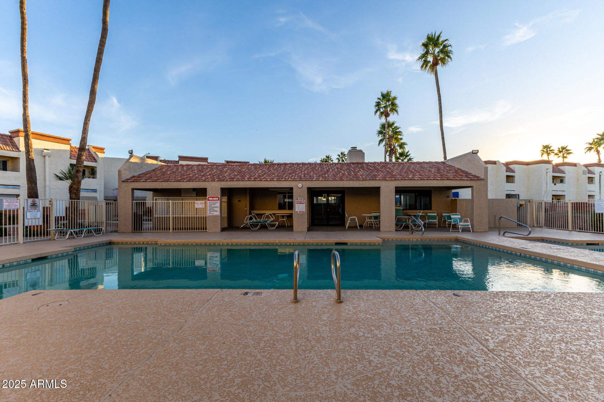 CLIFFS CONDOMINIUM - Residential