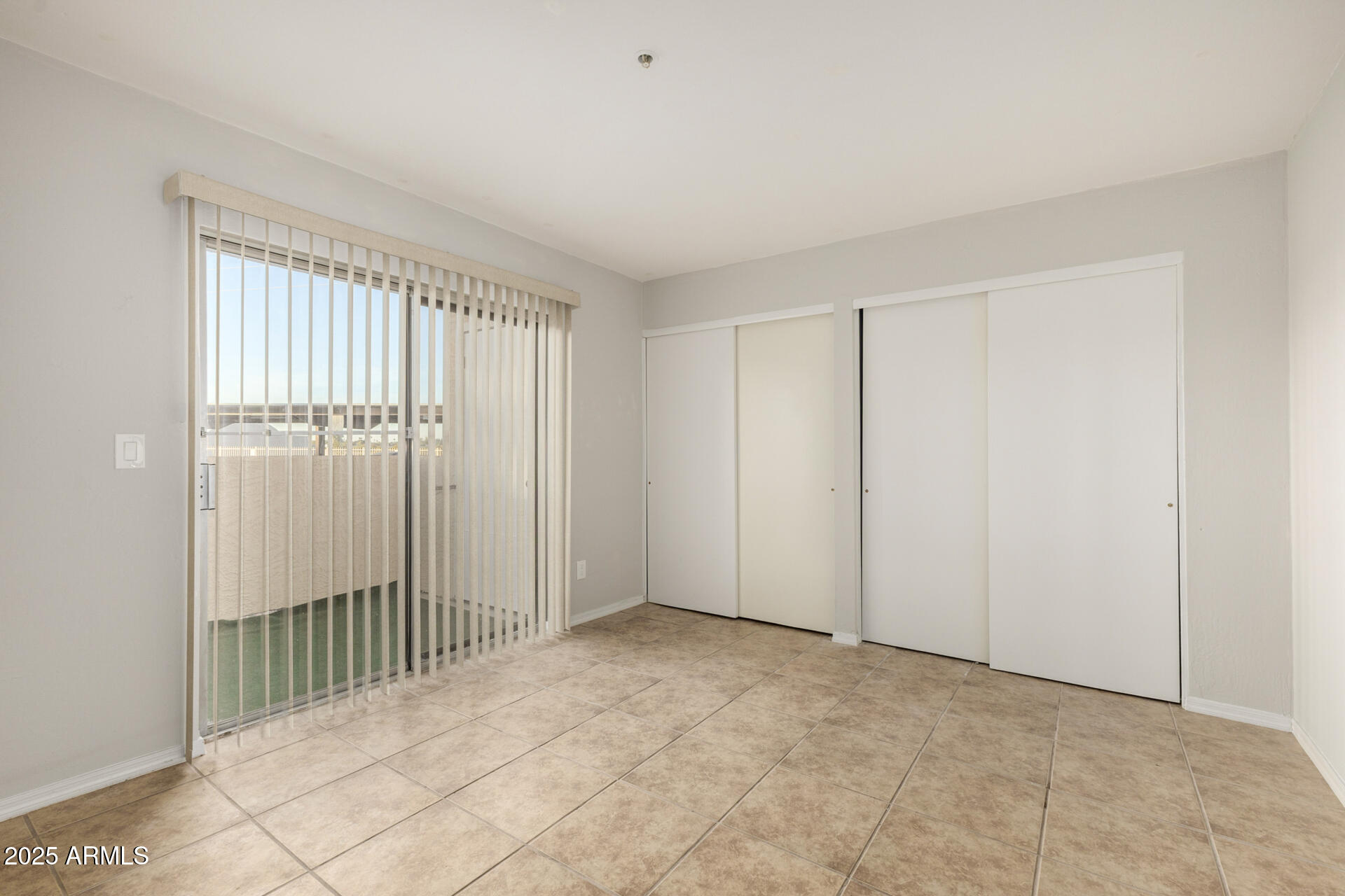CLIFFS CONDOMINIUM - Residential