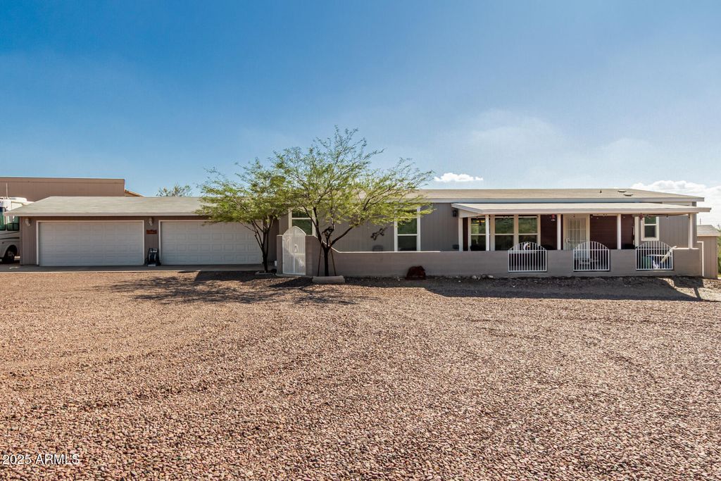 Photo of 46128 N 38th Avenue, New River, AZ 85087 (MLS # 6932611)