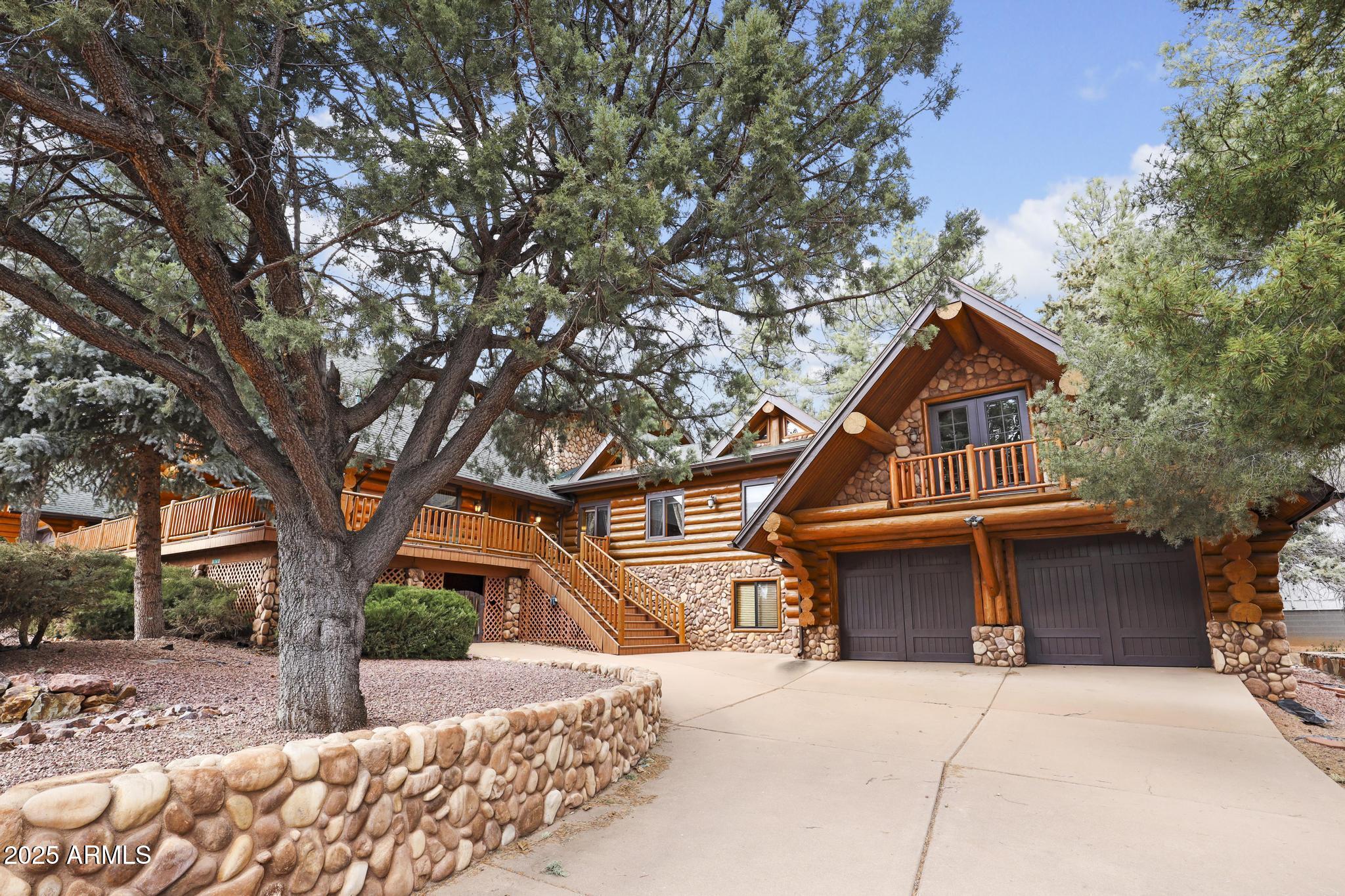 6143 W HIDDEN PINES Loop