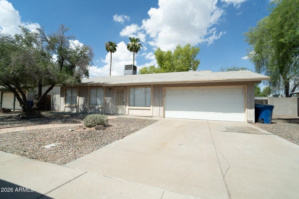 3642 W CARLA VISTA DR, CHANDLER, AZ 85226 - Image b979b66d7e391da83b24f29f42dcd4c8/3441602238