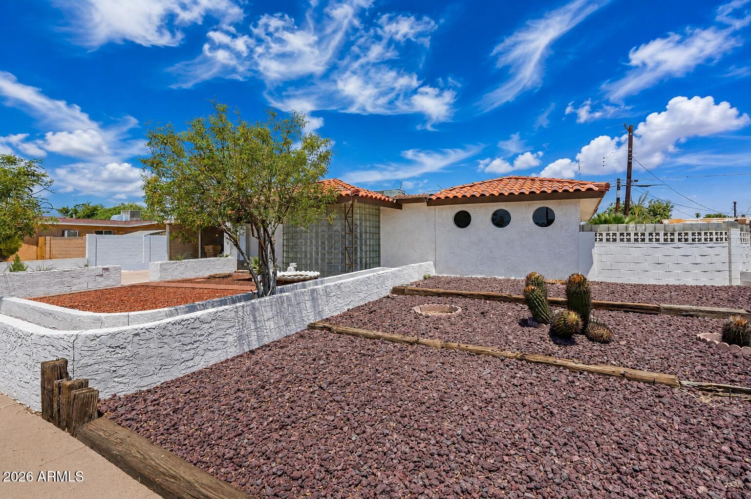 6532 W Medlock Drive