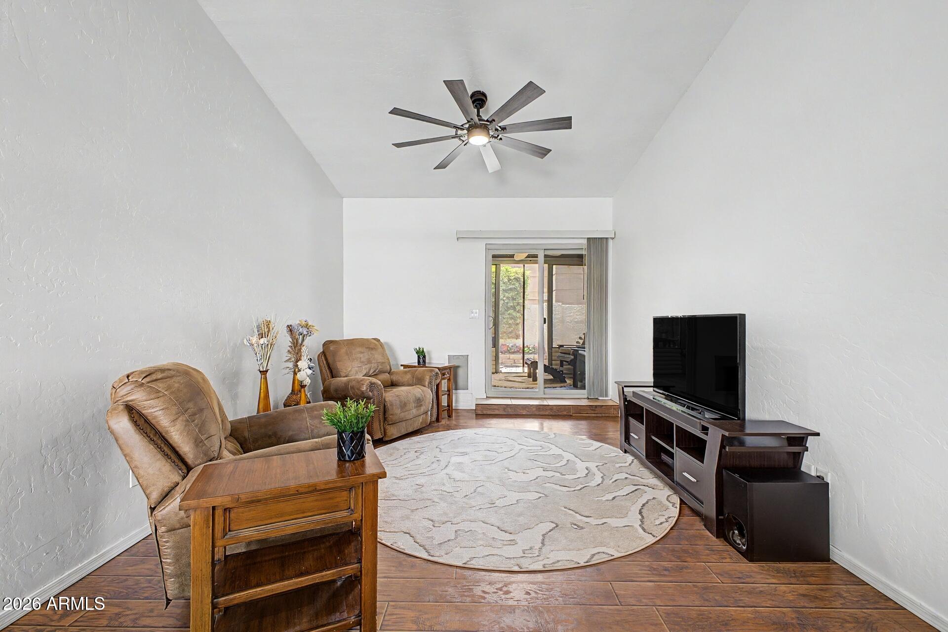 1500 N Sunview Parkway 7