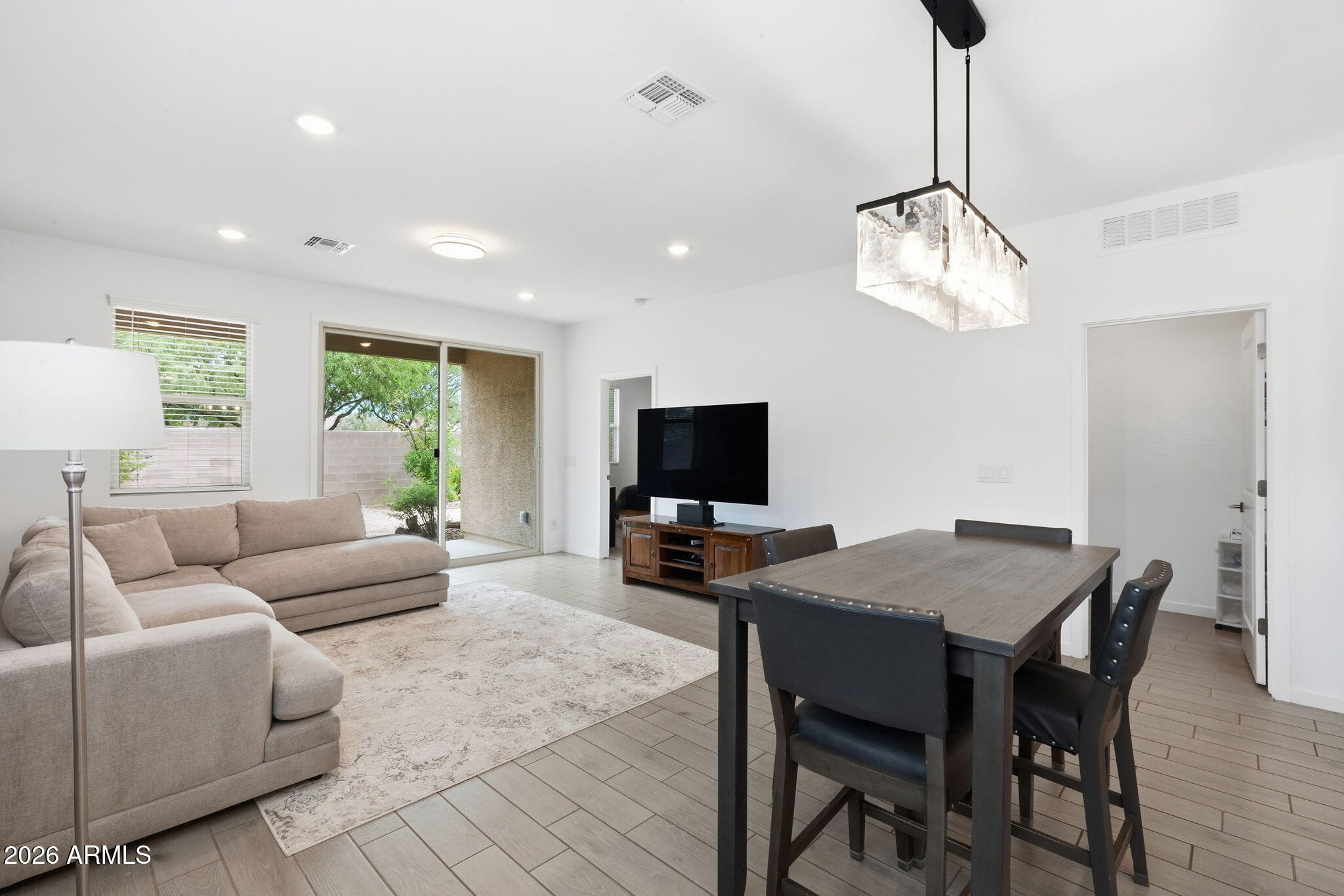 2618 E ALVARO Trail
