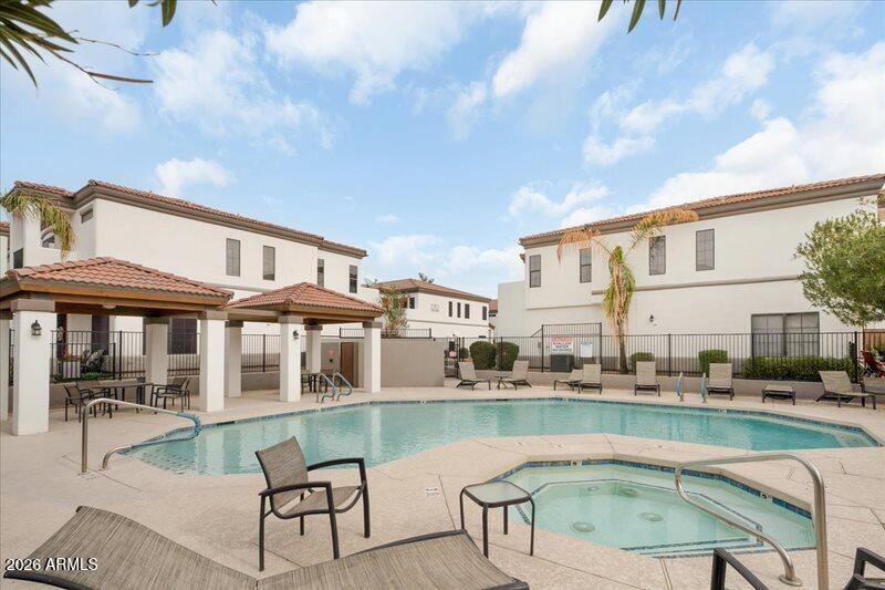 3150 E BEARDSLEY Road 1079