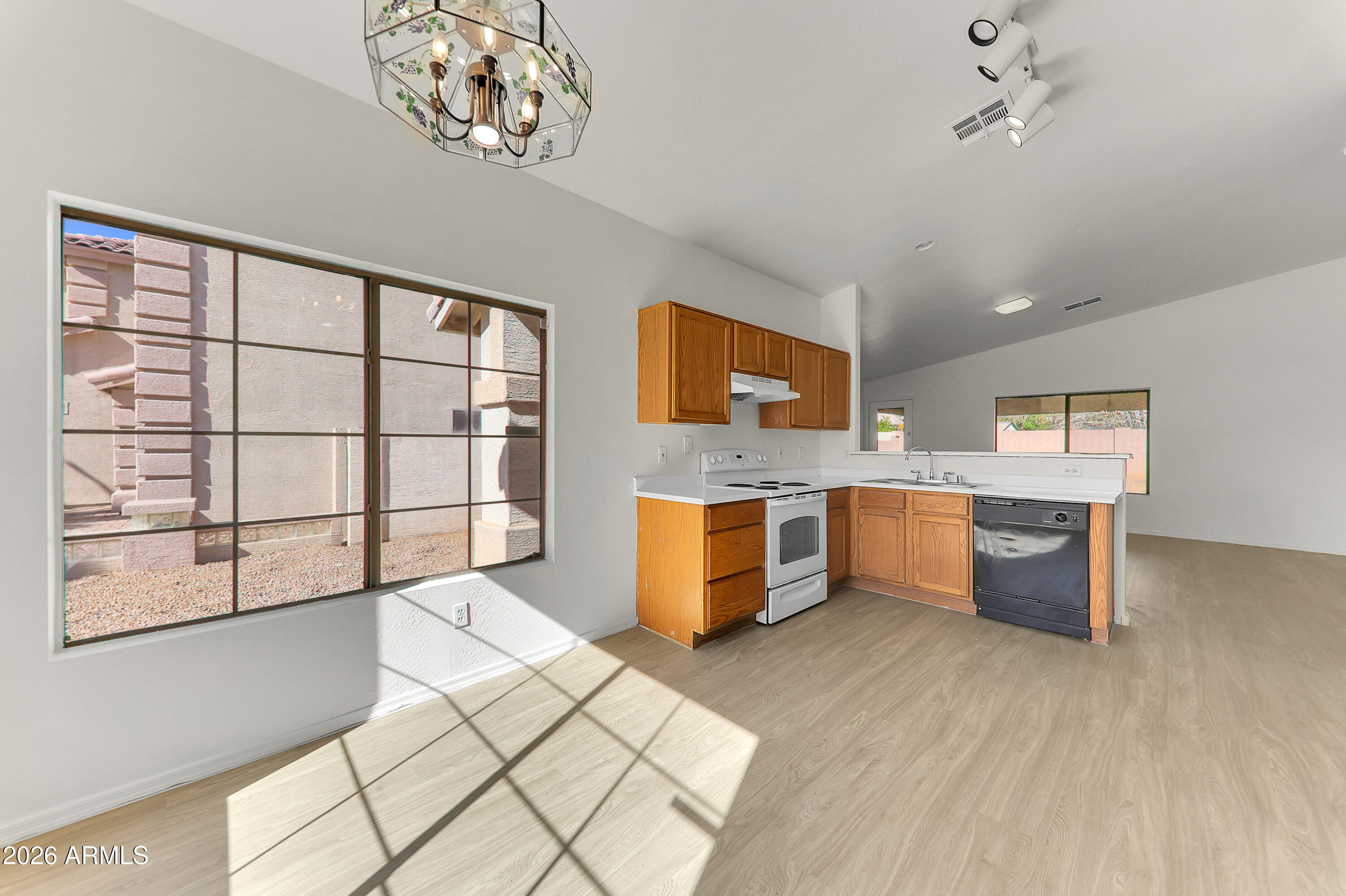 7594 W CITRUS Way