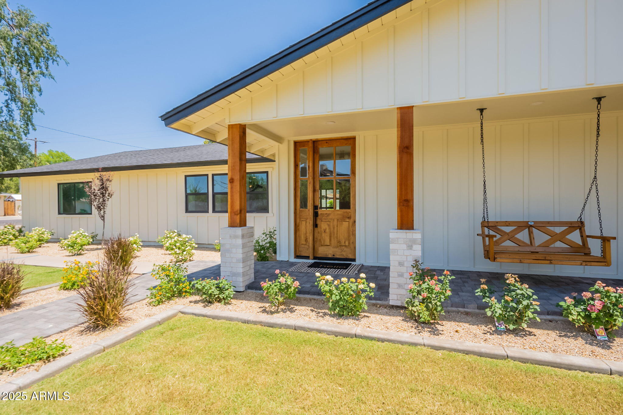 3651 N 49TH Place